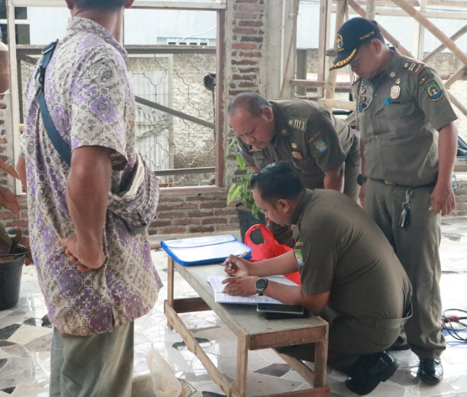 Penyegelan Bangunan Tanpa Ijin Wilayah Kecamatan Karawaci Kota Tangerang