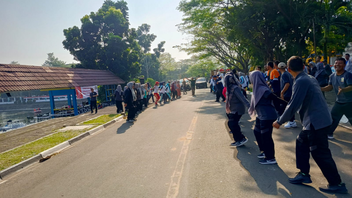 Senam Bersama Satpol PP Dan Dinas Ketapang