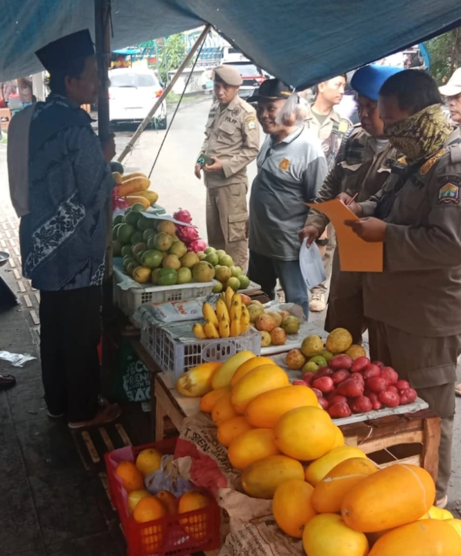 Pelanggar Perda Diberikan Teguran Satpol PP Kota Serang