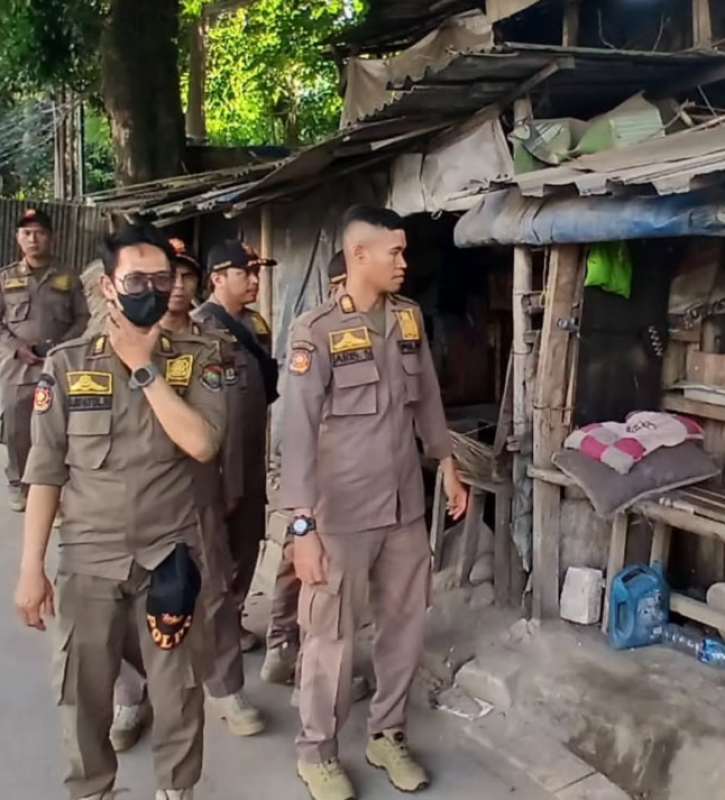 Tegur Pangkalan Pasir yang Gunakan Bahu Jalan di Kecamatan Cikupa