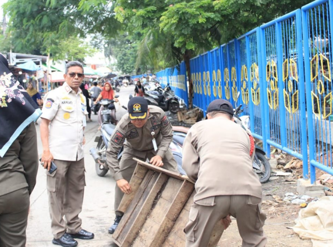 Operasi Penertiban PKL Penegakan Perda No. 8 Tahun 2018 Tentang Ketentraman, Ketertiban Umum dan Perlindungan Masyarakat