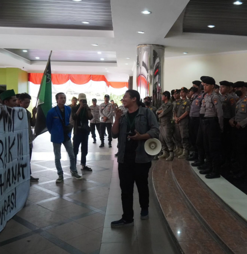 Pengamanan Aksi Unjuk Rasa DPRD Kabupaten Tangerang