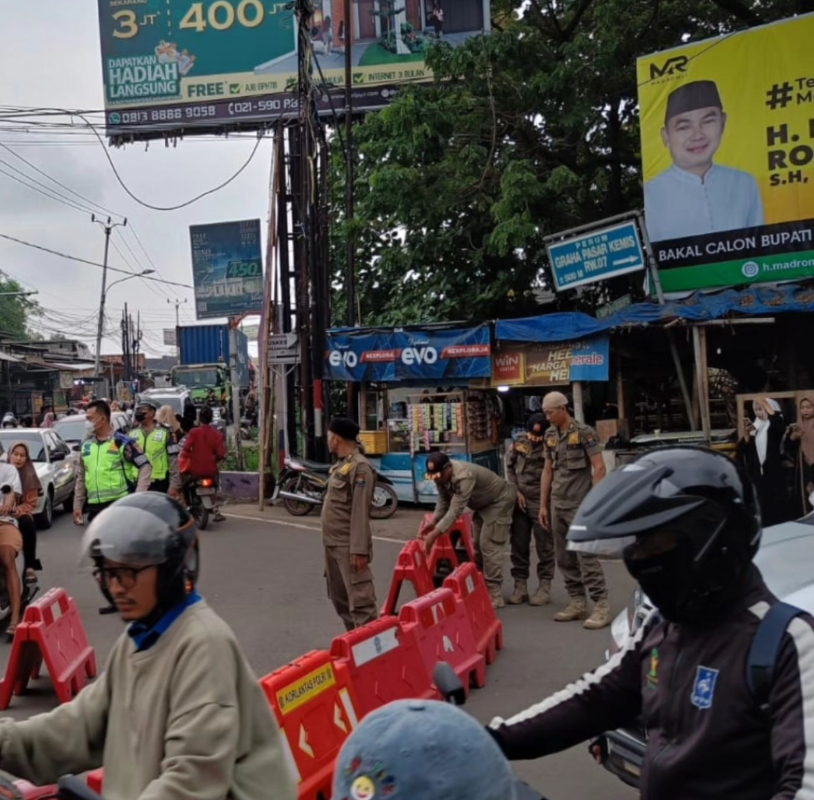 Personel Satpol PP Bantu Jaga Haul Akbar Cilongok