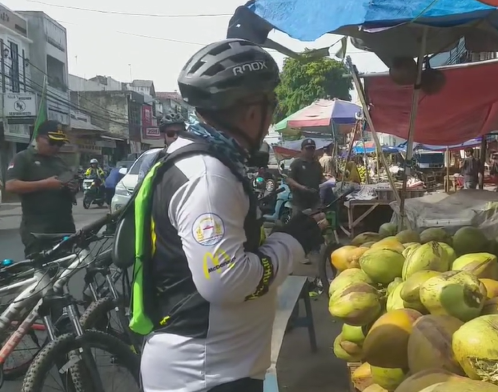 Himbauan Diberikan Kepada Para Pedagang Oleh Satpol PP Kota Serang
