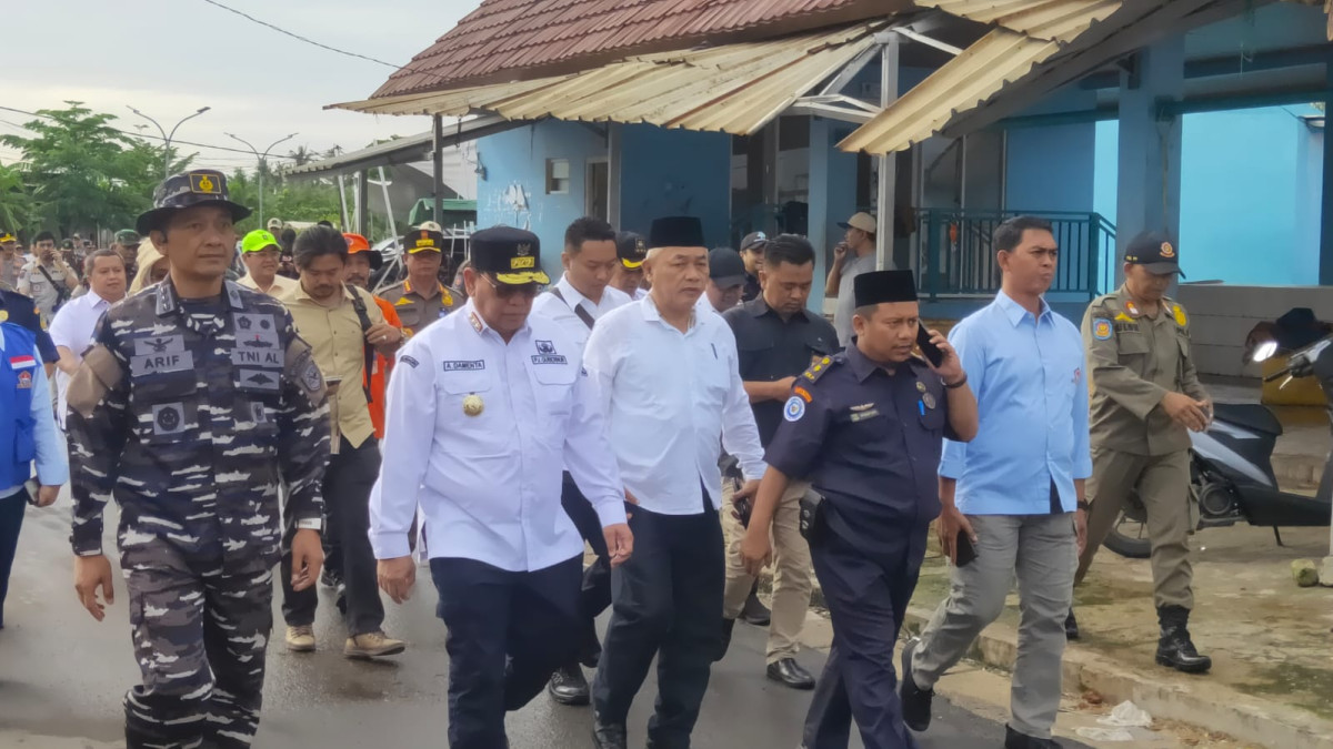 Pembongkaran Pagar Laut Di Wilayah Perairan Kabupaten Tangerang