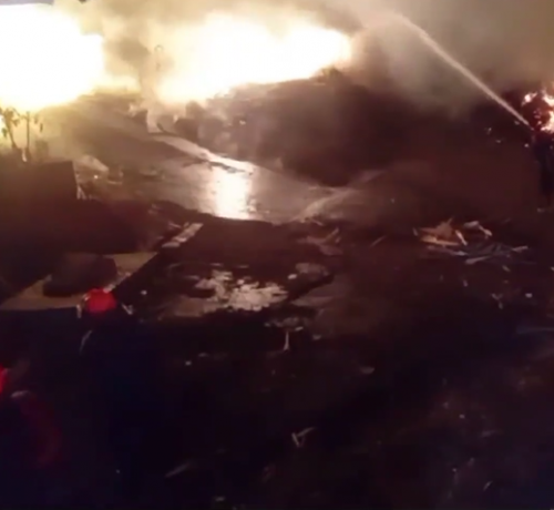 Kebakaran Pabrik Tripleks