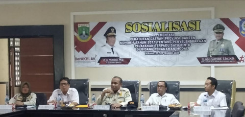 sosialisasi dan Implementasi Peraturan Daerah Retribusi Nomor 7 Tahun 2011 Tentang Penyelenggaraan Perijinan Satu Pintu