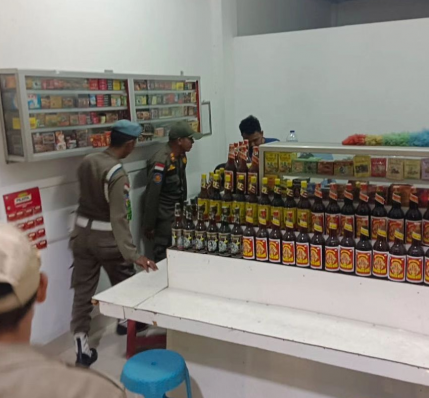 Satpol PP Kota Cilegon Melaksanakan Razia Miras