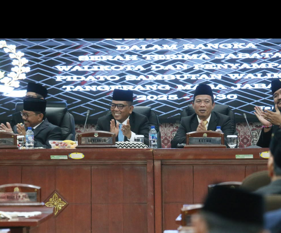 Gubernur Banten Andra Soni menghadiri Rapat Paripurna DPRD Kota Tangerang