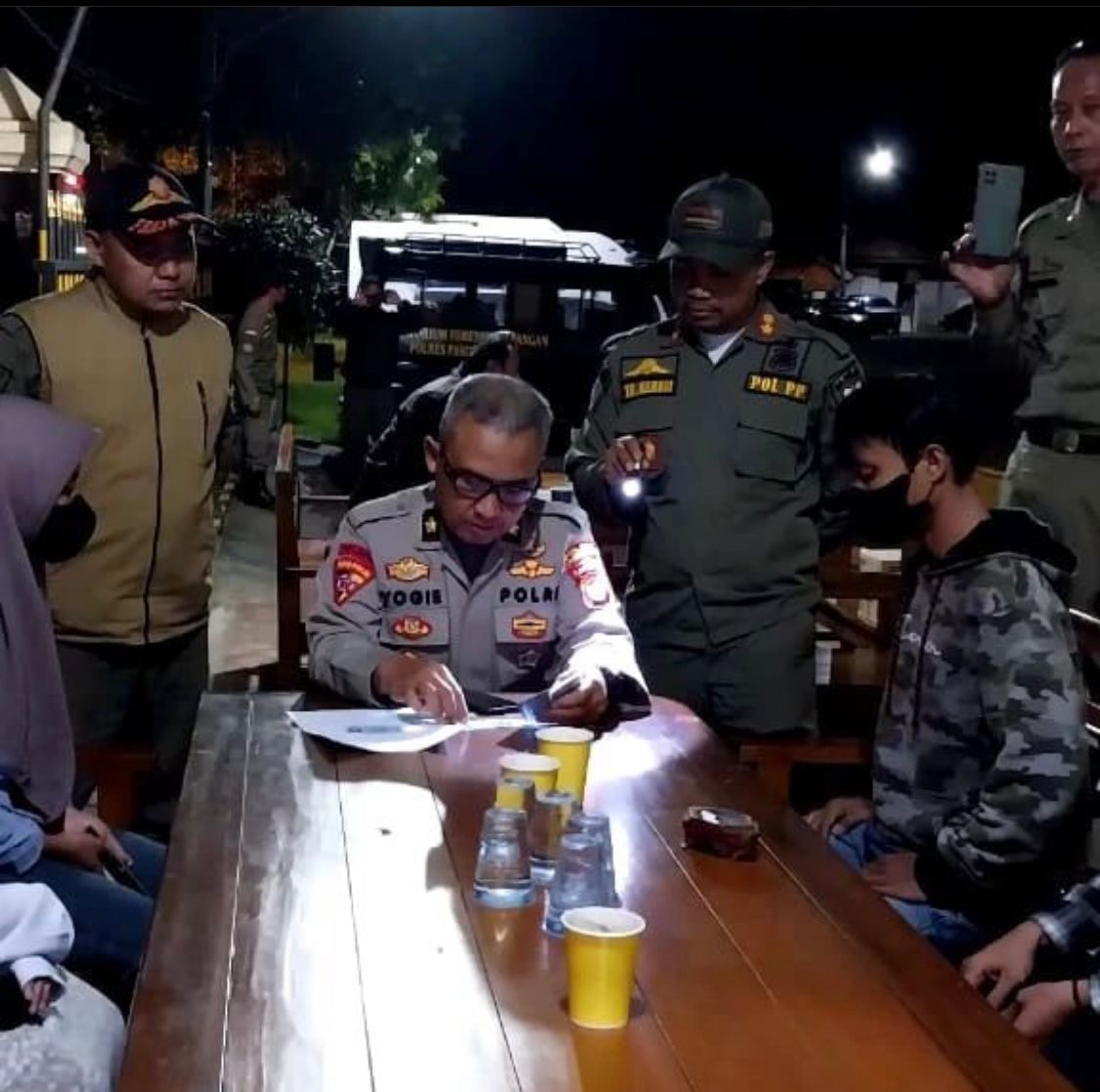 Satpol Pp Kab Pandeglang Bersama Dengan Unsur Polres Pandeglang Dan Kodim 0601 Kembali Laksanakan Patroli Gabungan.