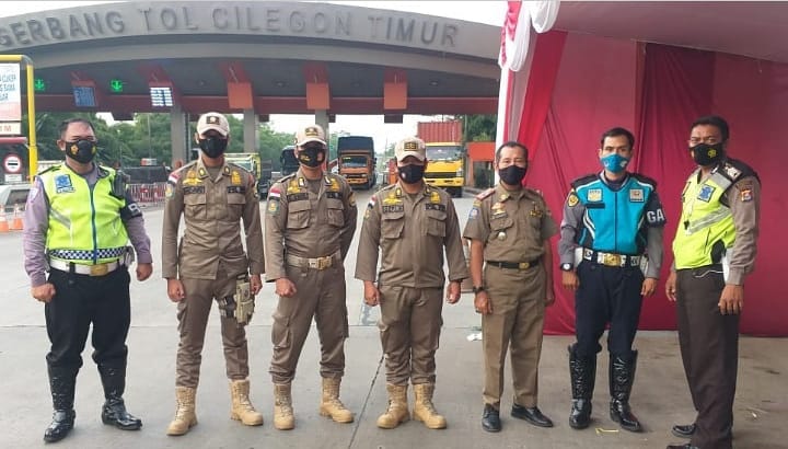 Penyekatan pada Pintu Tol Cilegon Timur, Pintu Tol Merak, Gerem, dan Pelabuhan Merak.