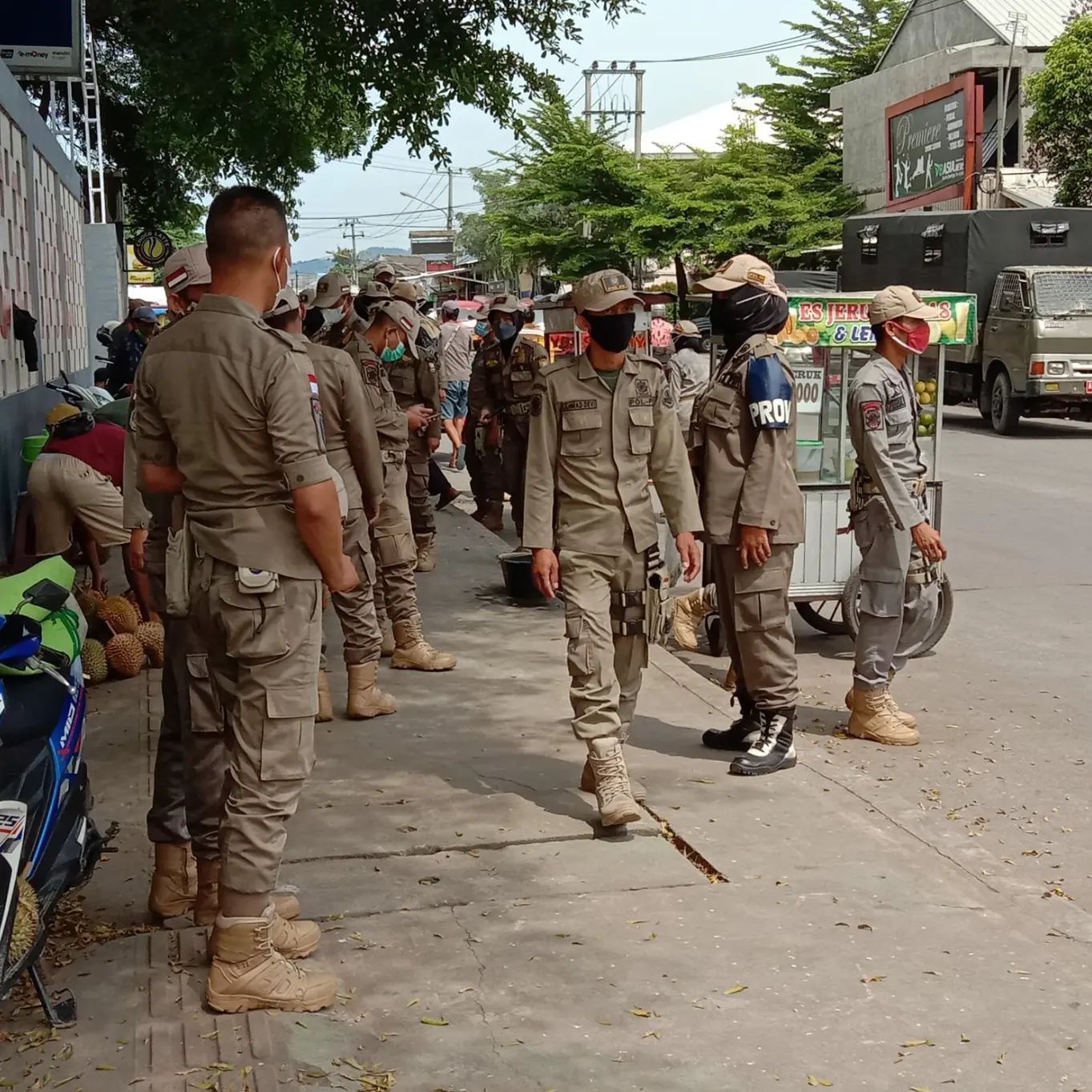 Patroli rutin yang dilakukan oleh Dinas SATPOLPP Kota Cilegon masih dalam rangka pengawasan terhadap pelanggaran PERDA