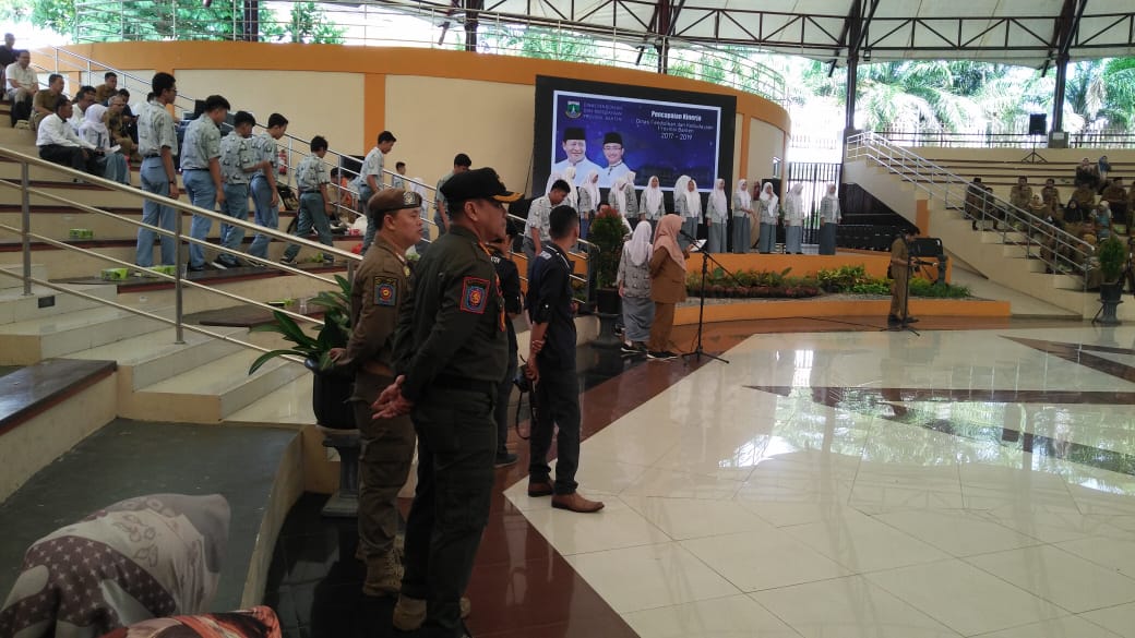 Bimbingan teknis kepada kepala Sekolah, Kepala Tata Usaha, Bendahara, dan PPK