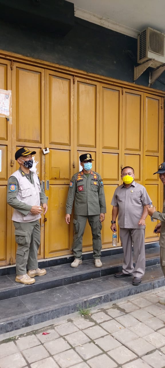 PENUTUPAN TEMPAT HIBURAN MALAM