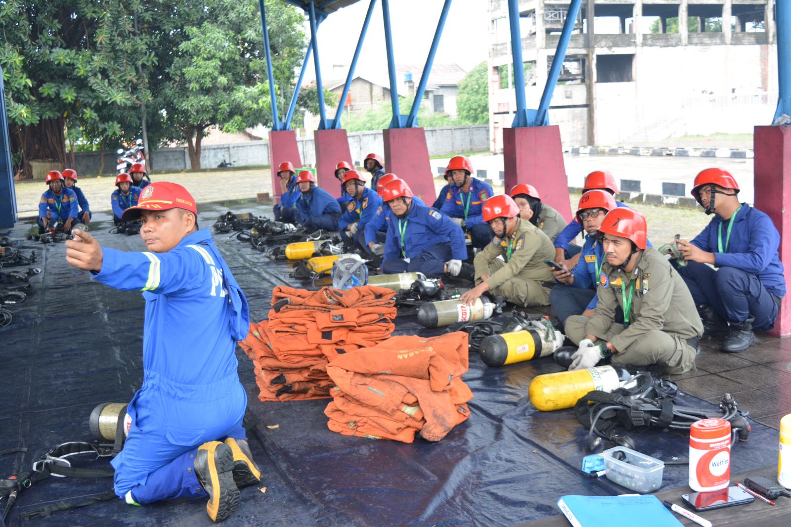 Anggota Satpol PP Provinsi Banten Mengikuti di Pusdiklatkar ciracas di hari ke 2 