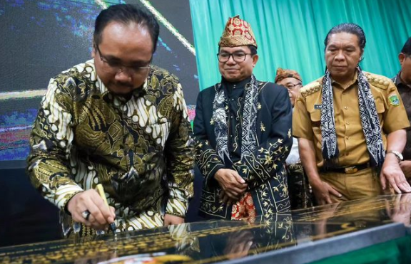 MONITORING UJIAN MASUK UIN SMH 