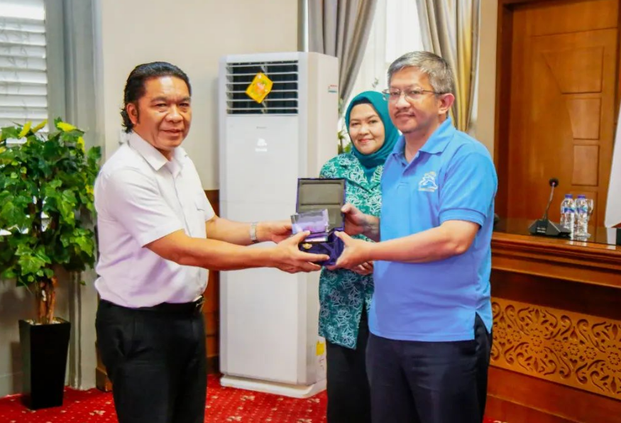 PENANGANAN STUNTING UNTUK PENGUATAN SUMBER DAYA MANUSIA INDONESIA