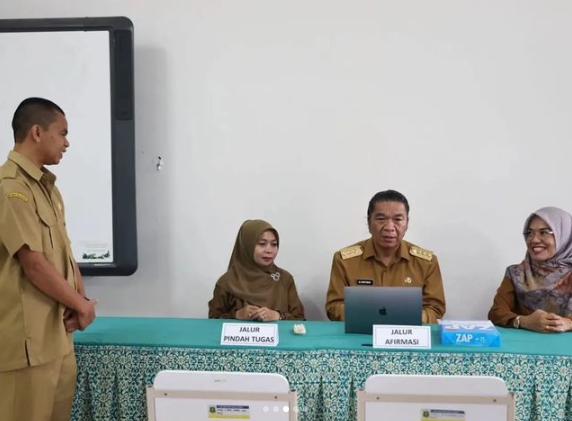 Pj GUBENUR BANTEN MELAKSANAKAN PEMANTAUAN PPDB 