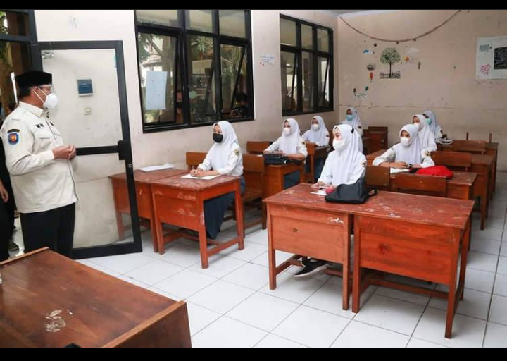 Tinjau PTM, Gubernur Banten : Lancar Sesuai Protokol Kesehatan