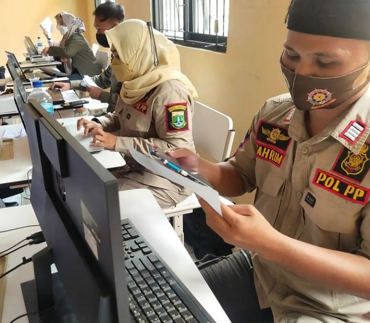Sukseskan Program Vaksinasi bagi Pelajar di Provinsi Banten