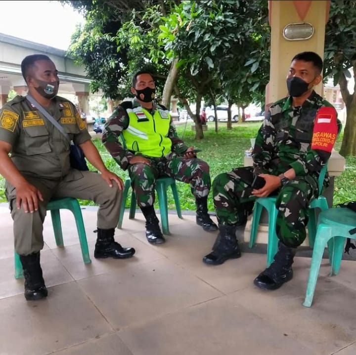 Pengamanan pada kegiatan Vaksinasi Serentak di Masjid Al Bantani