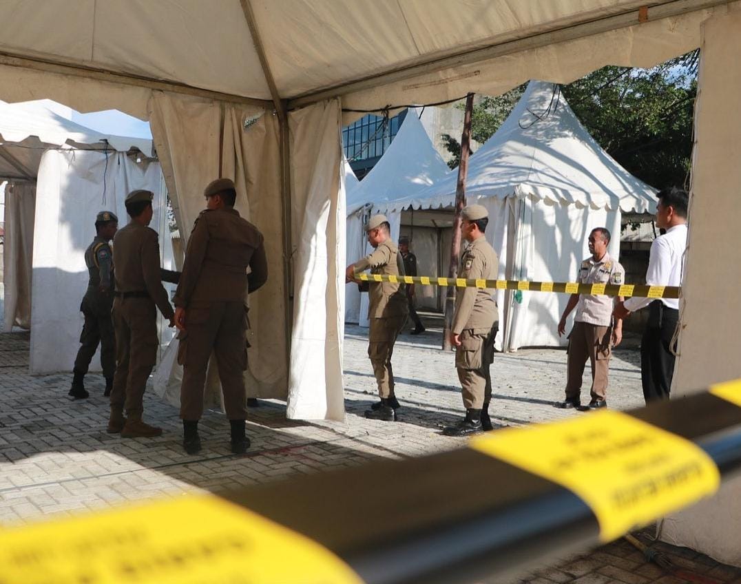 Pemasangan Pol PP Line 