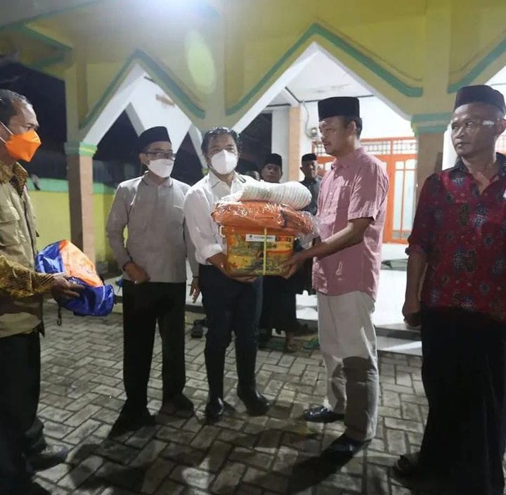 Al Muktabar langsung terjun ke lokasi terdampak bencana angin puting beliung di Desa Sukatani, Kabupaten Serang