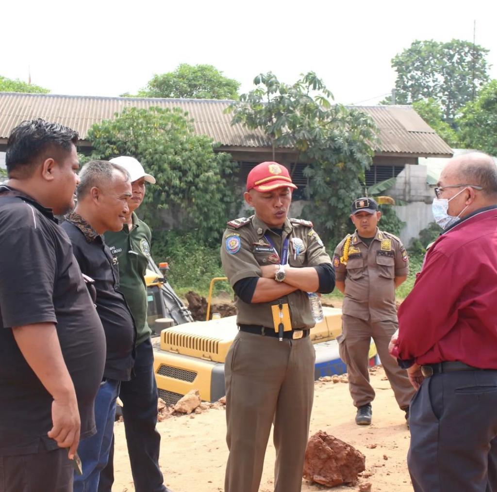 Satpol PP Kabupaten Tangerang Tindak Aktivitas Galian Tanah Di Wilayah Desa Cibogo, Kecamatan Cisauk