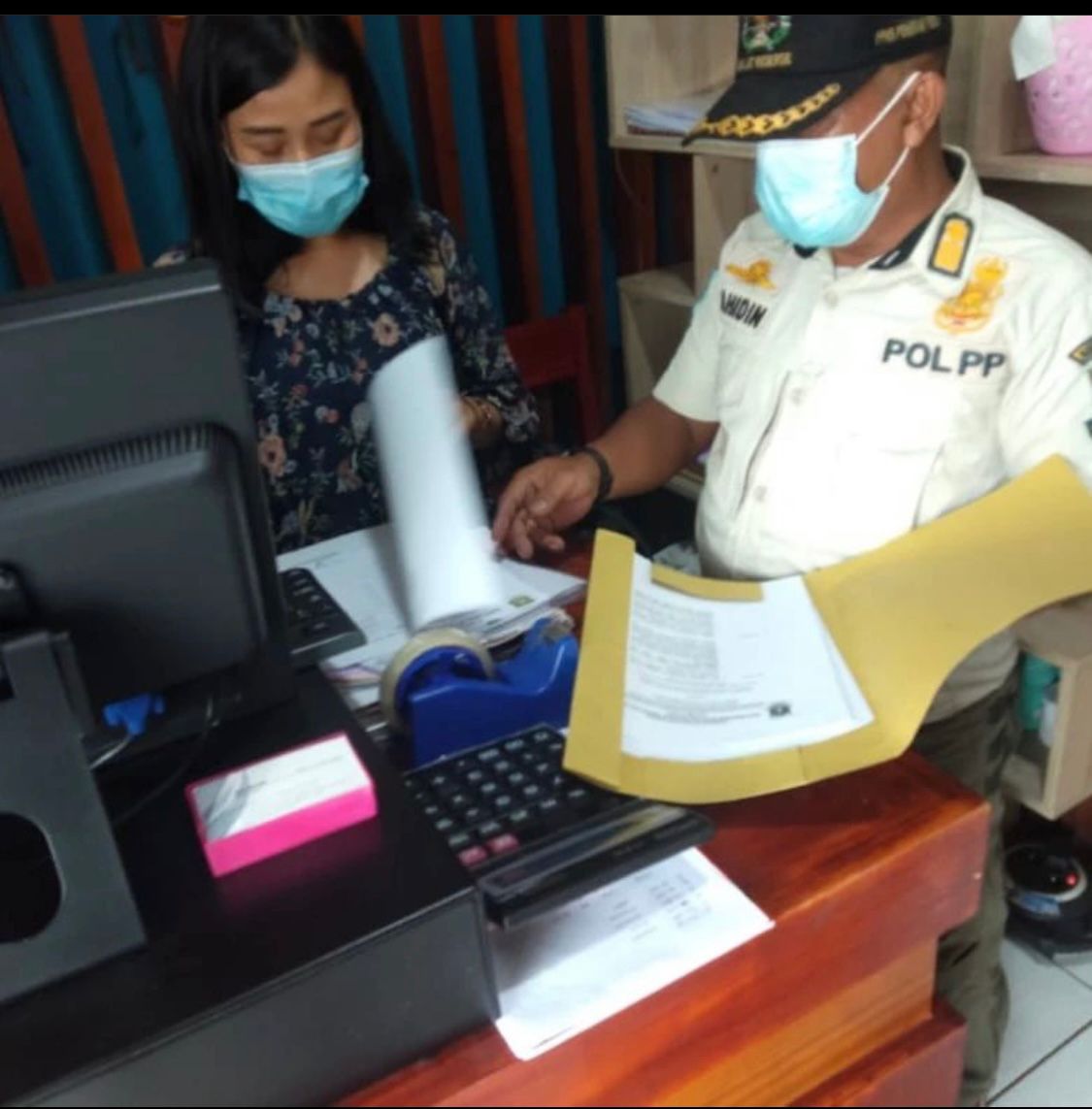 Satpol PP Kota Cilegon Melakukan Pengawasan Perijinan Tempat Usaha Dan Peredaran Miras Di Kota Cilegon