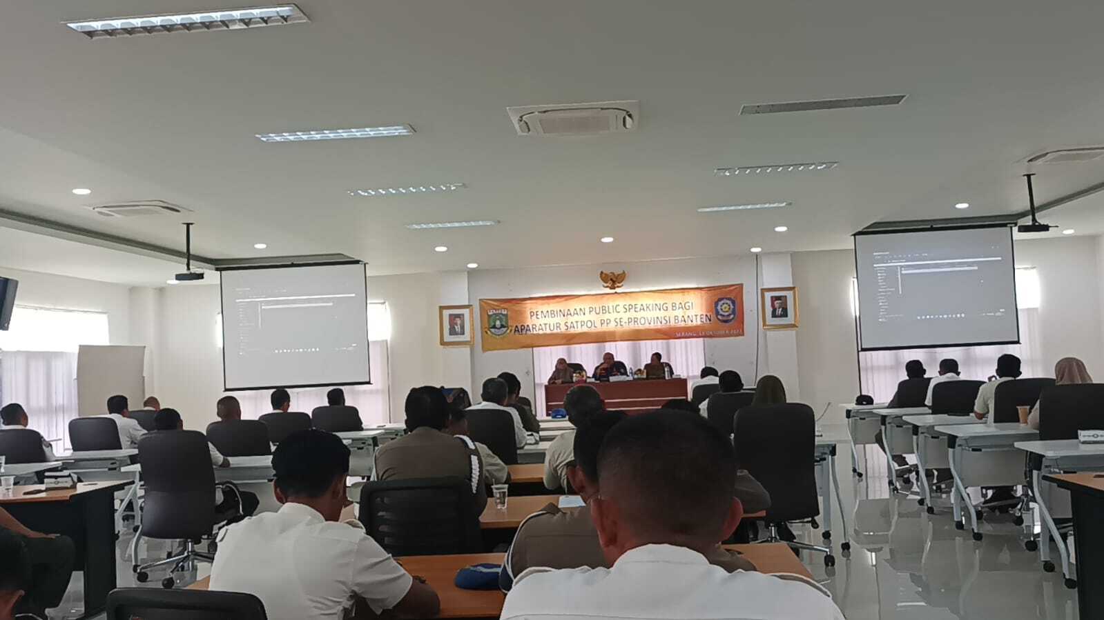 Pembinaan Public Speaking Bagi Aparatur Satpol PP Se-Provinsi Banten