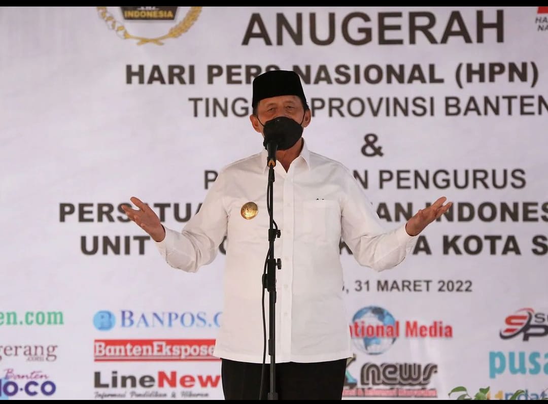 Gubernur WH mendapatkan Anugerah Hari Pers Nasional 2022 Tingkat Provinsi Banten.