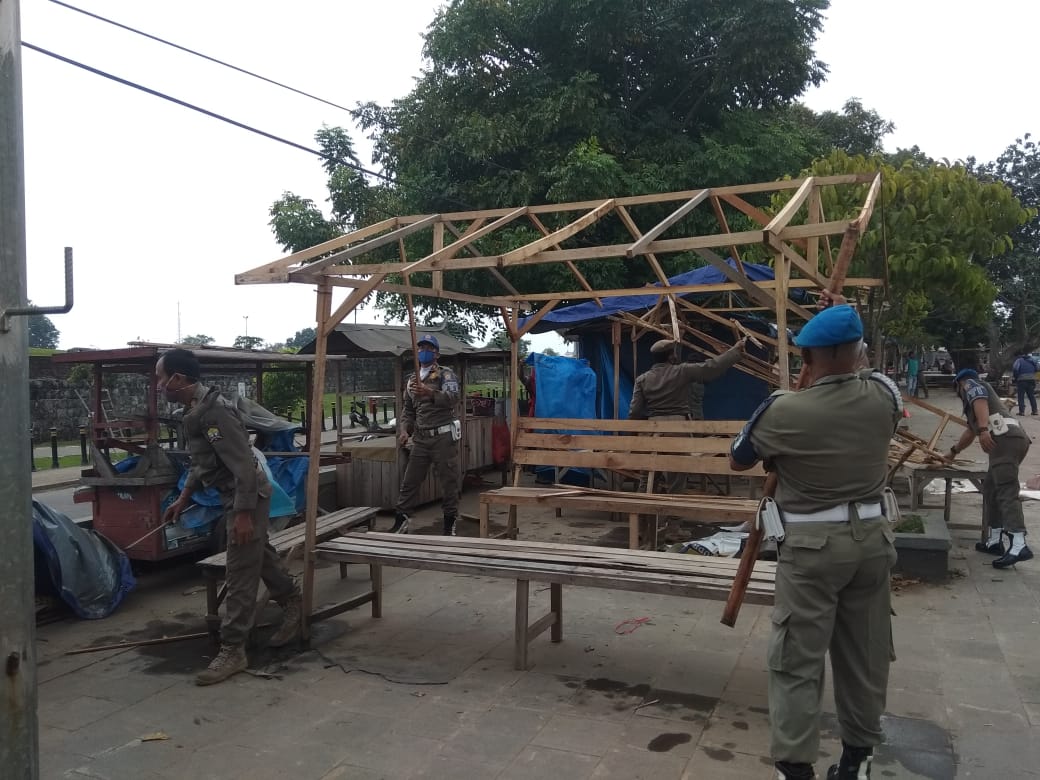 Penertiban PKL Kawasan Banten Lama