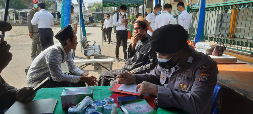 Tim Operasi Pelaksanaan PPKM Darurat Lakukan Penertiban Di Kabupaten Lebak