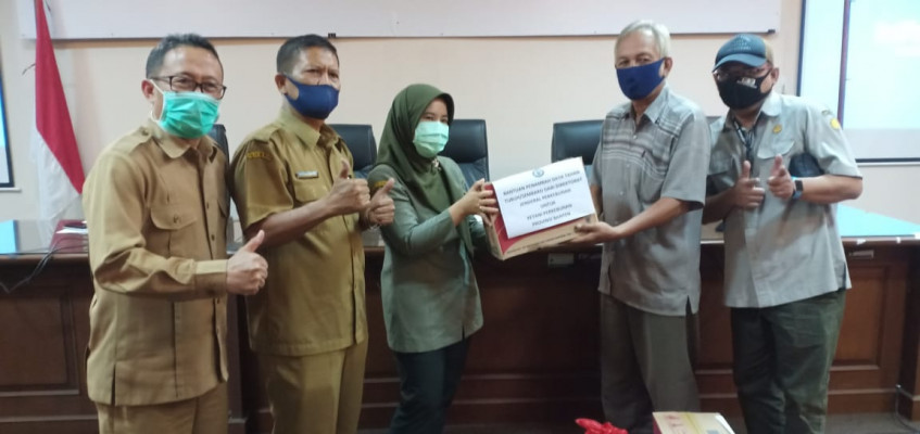 Pemerintah Beri Sembako 150 Petani Desa Organik di Banten