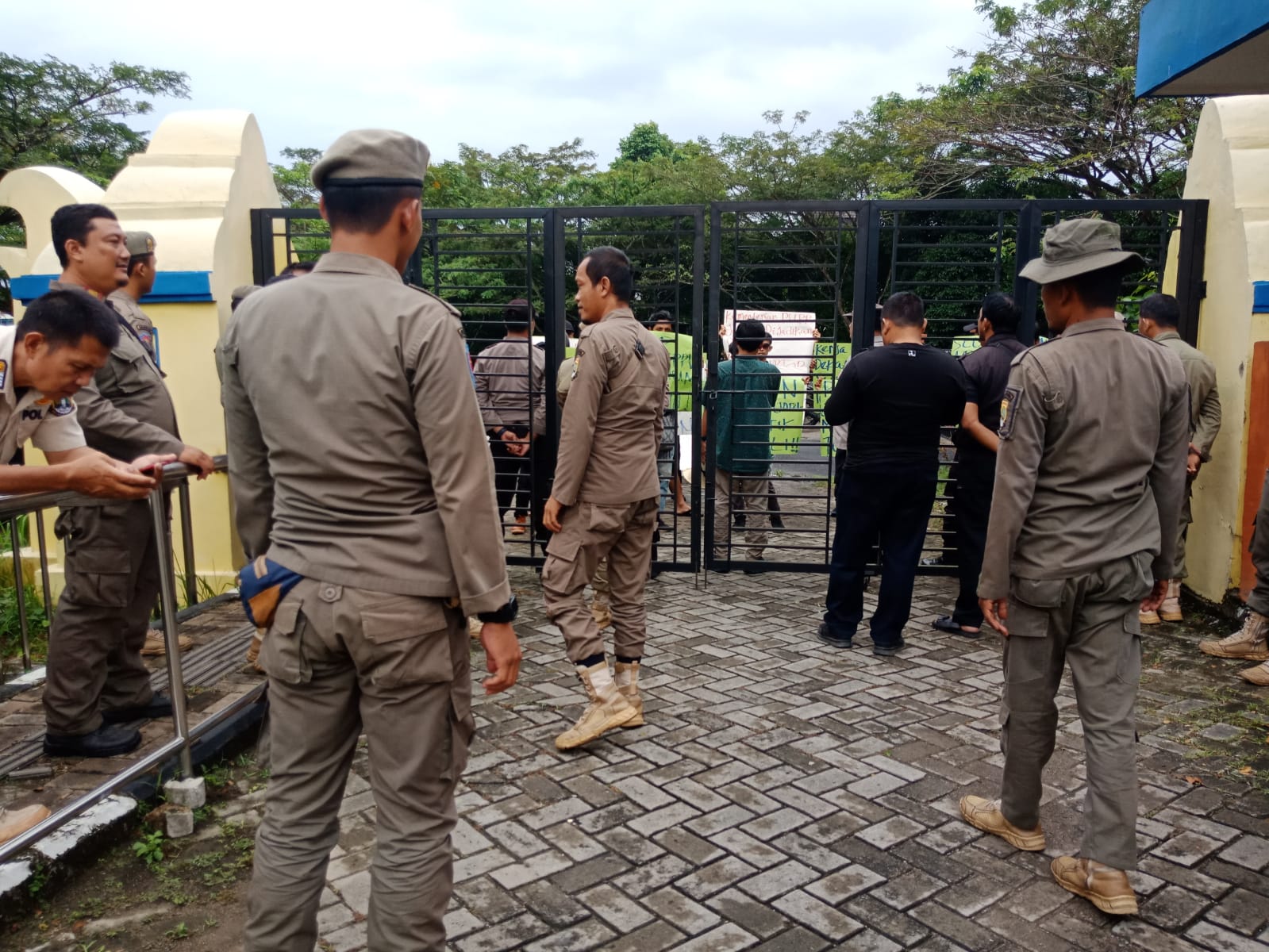 Pengamanan Aksi Unjuk Rasa 